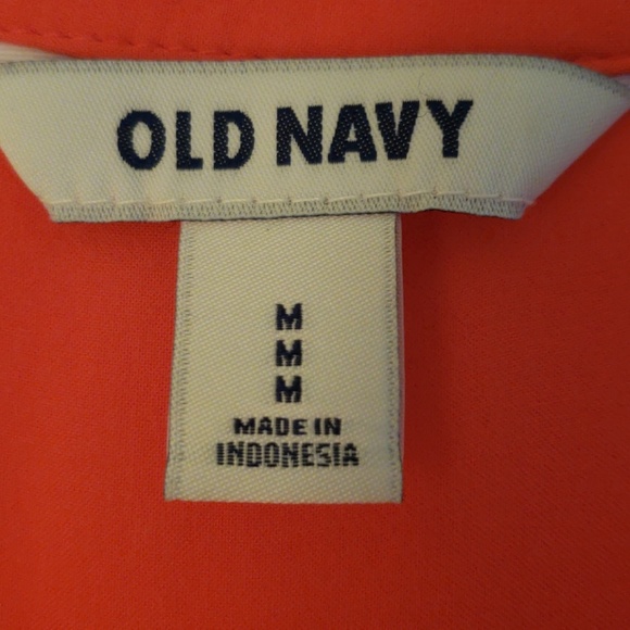 Coral button front tank - Picture 2 of 2